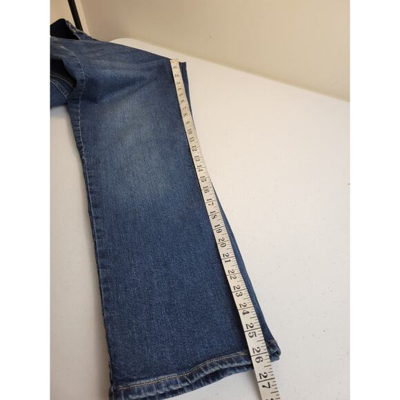 NWT Gap Maternity Jeans Blue Denim Straight Leg Whiskers Women's Size 30/10R - Picture 4 of 12